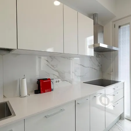 Guesthost - Lovely X4 In Rimini