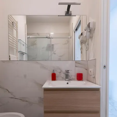 Guesthost - Lovely X4 In Apartment Rimini