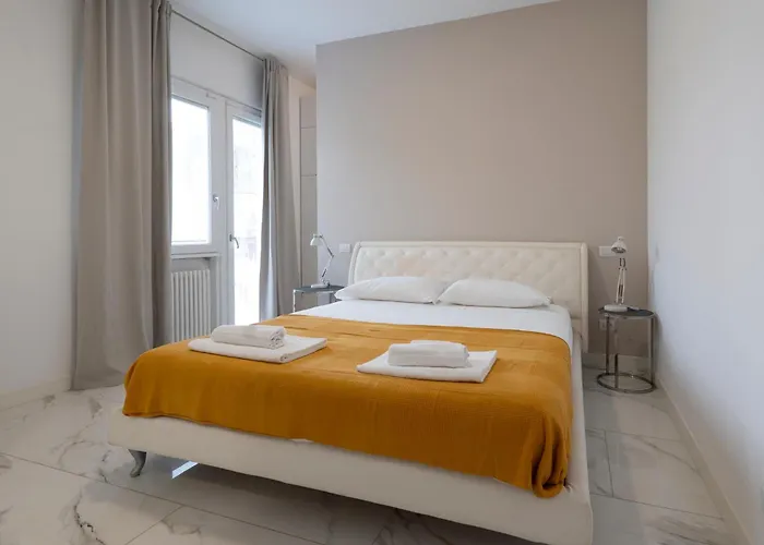 Guesthost - Lovely X4 In Apartamento Rímini